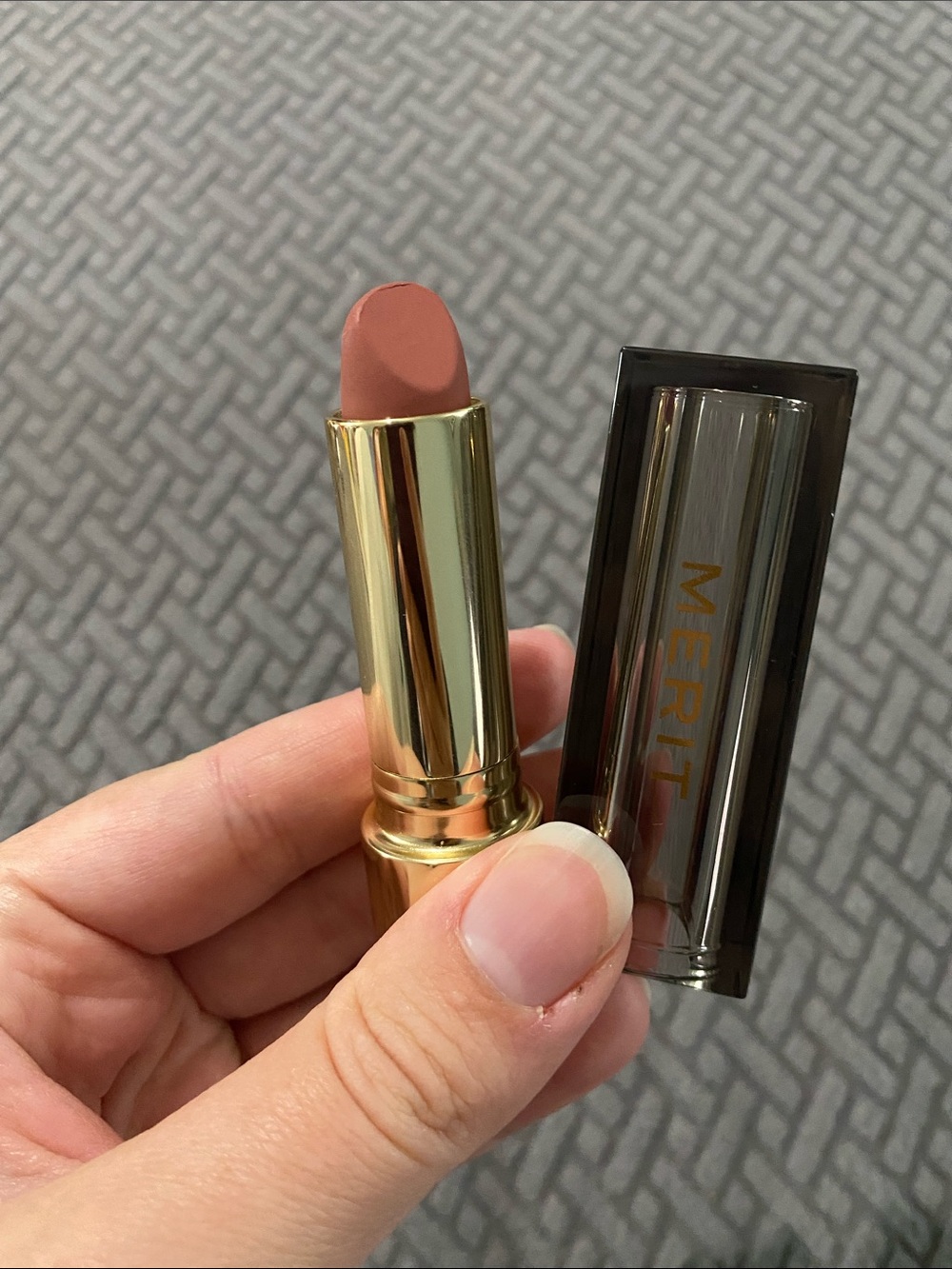 Merit Signature Lip
